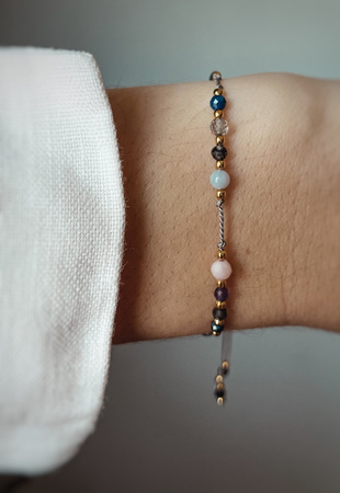 Bransoletka znak zodiaku Strzelec pozlacane kulki 