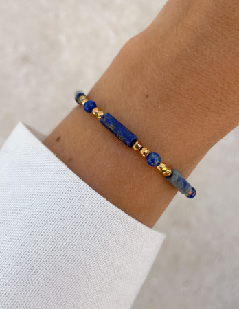 Bransoletka na gumce lapis lazuli z hematytem - inspiracja, mądrość, prawda