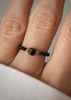 Pierścionek elastyczny czarny turmalin