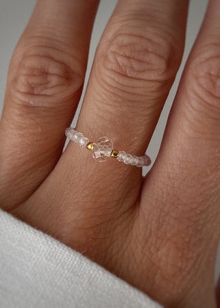 Pierścionek elastyczny kryształ górski ochrona i oczyszczenie