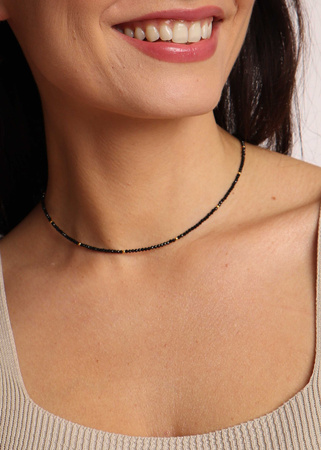 Choker necklace made of natural spinel stones