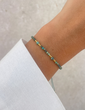 Bransoletka na nici z turkusu - kreatywność, wyobraźnia, przyjaźń