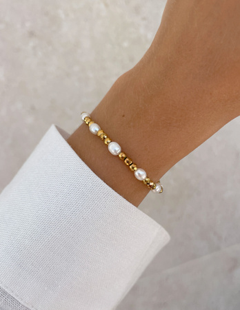 Bransoletka na gumce z hematytu z perłami Bella - dobrobyt, bezpieczeństwo, ochrona