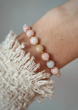 Bransoletka na gumce z Jadeitów