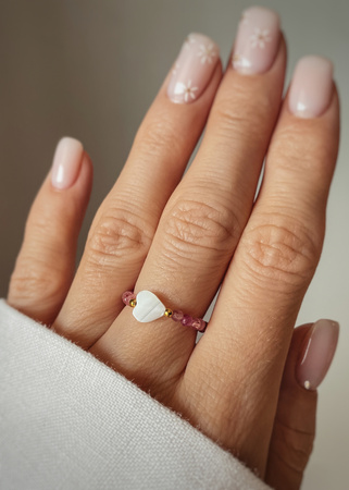 Elastic ring with natural lapis lazuli stones and pearl